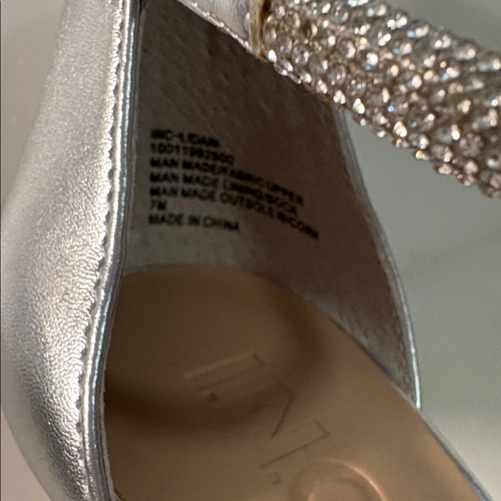 Elegant Silver Strappy Heels with Bow - Picture 6 of 6